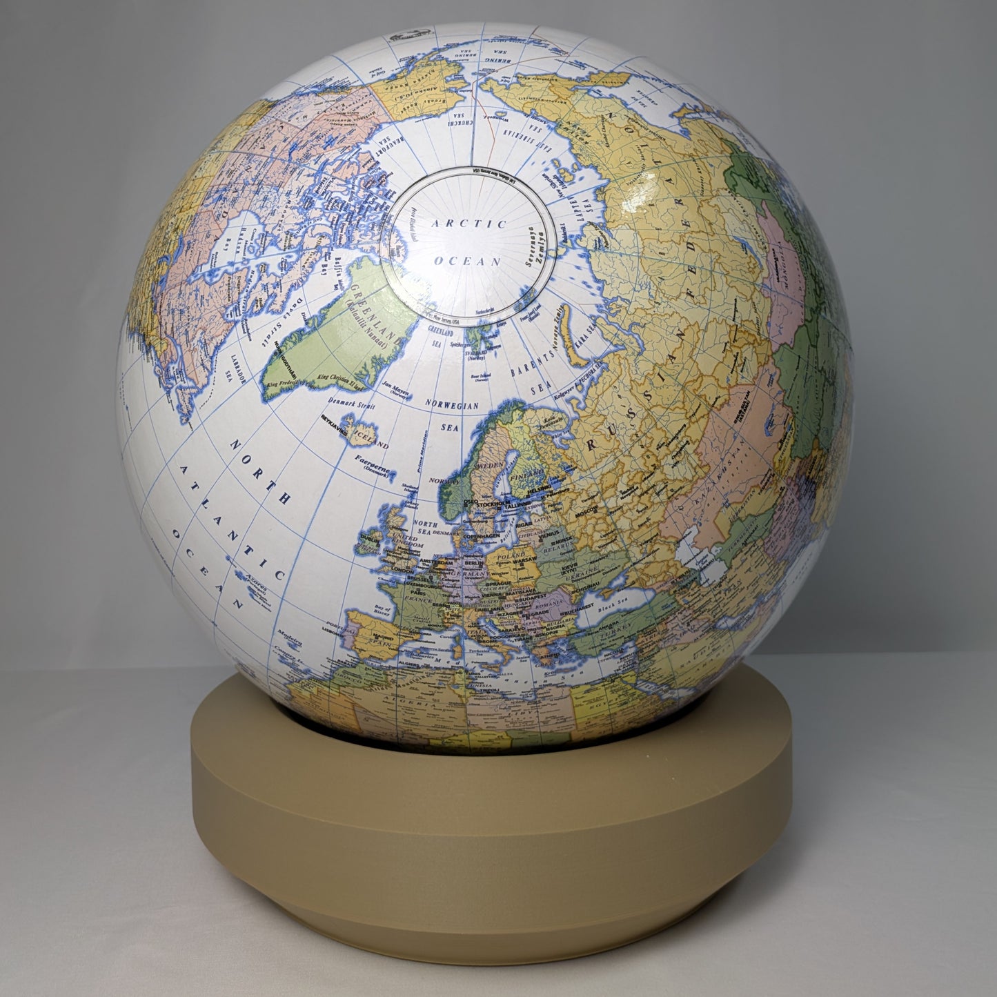 36cm White Political World Globe